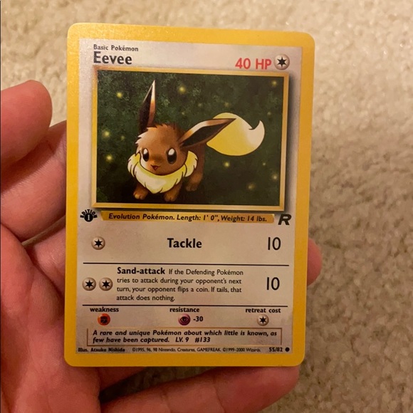 1st Edition Eevee Pokémon Card! - Picture 1 of 6
